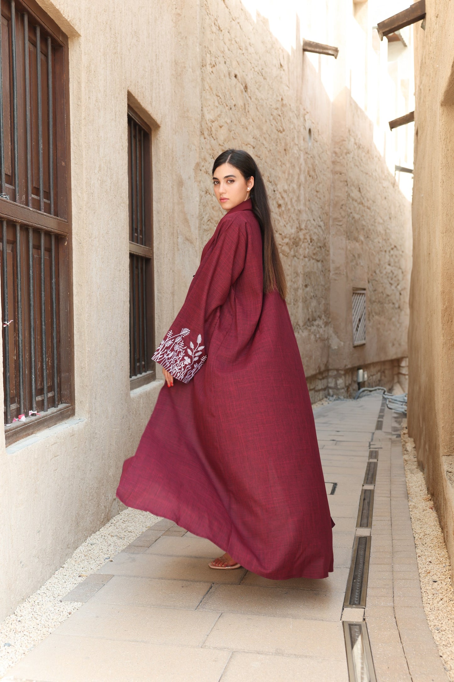 Abaya Amar